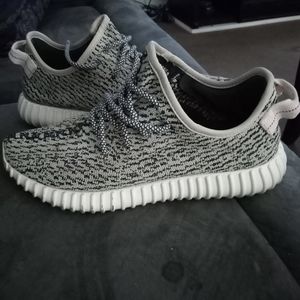 YZY boost 350 men's 11.5
